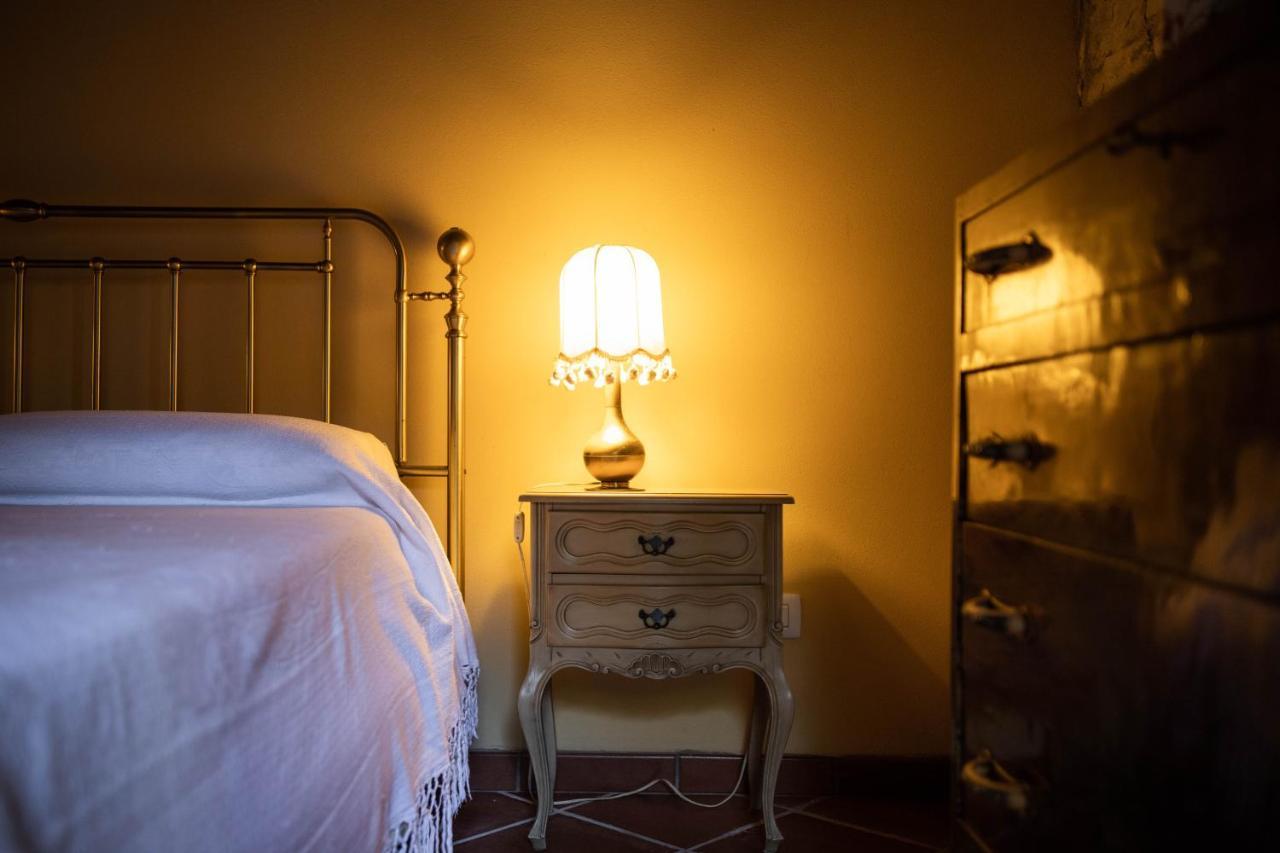 La Marcona Apartment Serramazzoni ภายนอก รูปภาพ