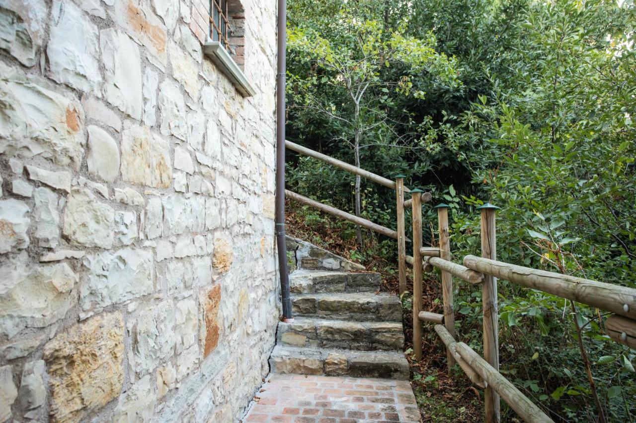 La Marcona Apartment Serramazzoni ภายนอก รูปภาพ